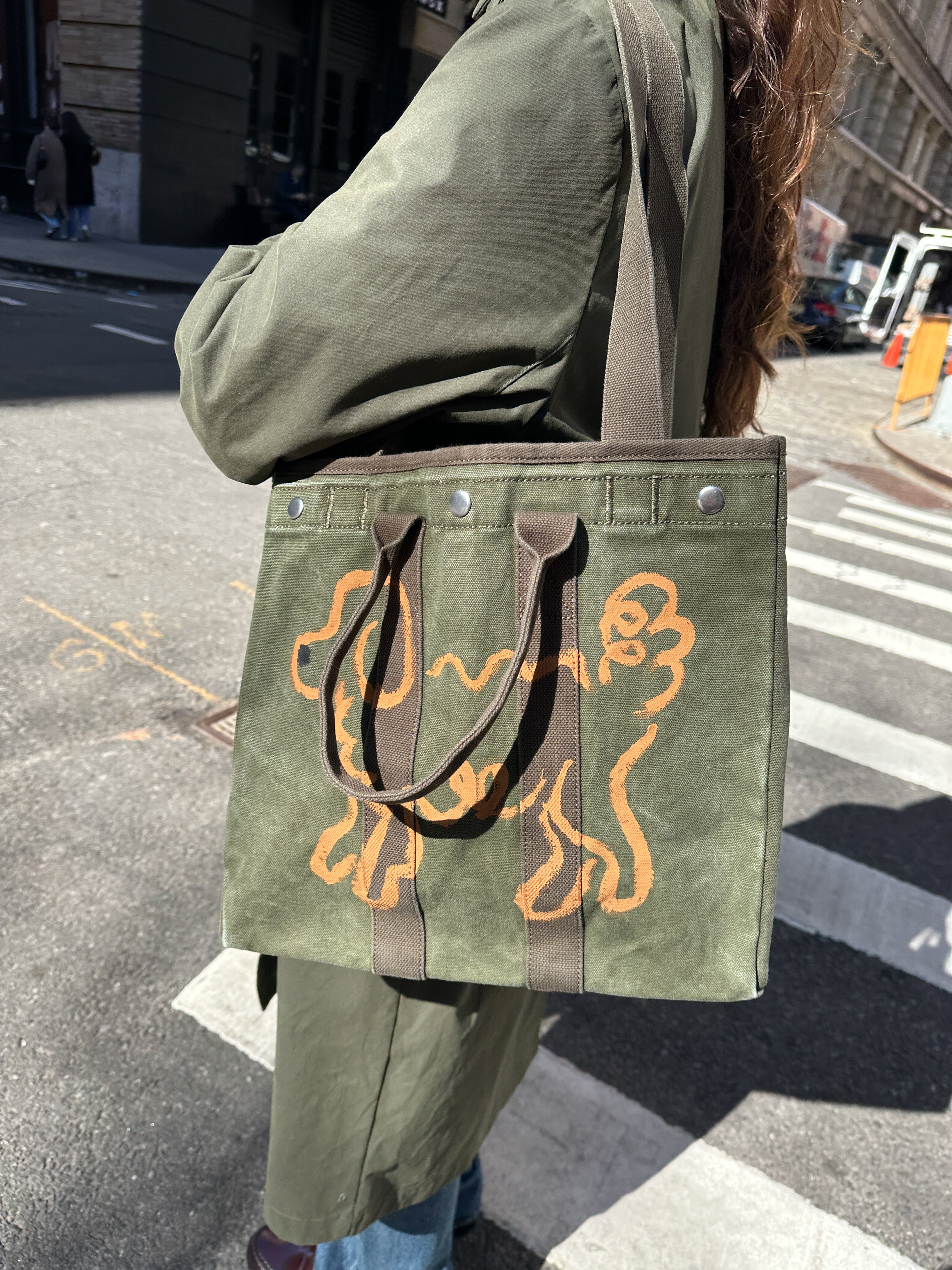 The Perfect Weekday Dog Tote