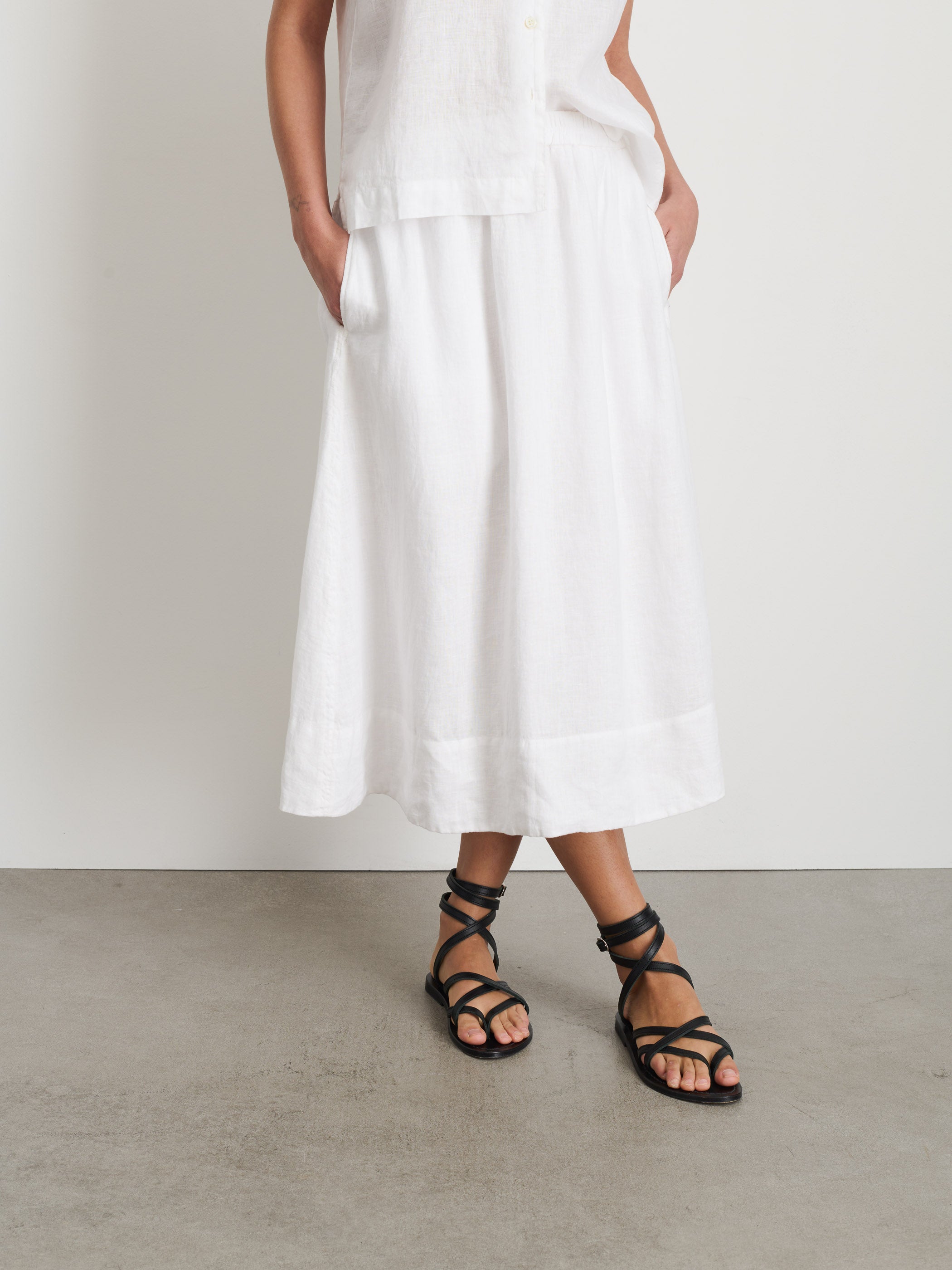 Maddie Skirt in Linen