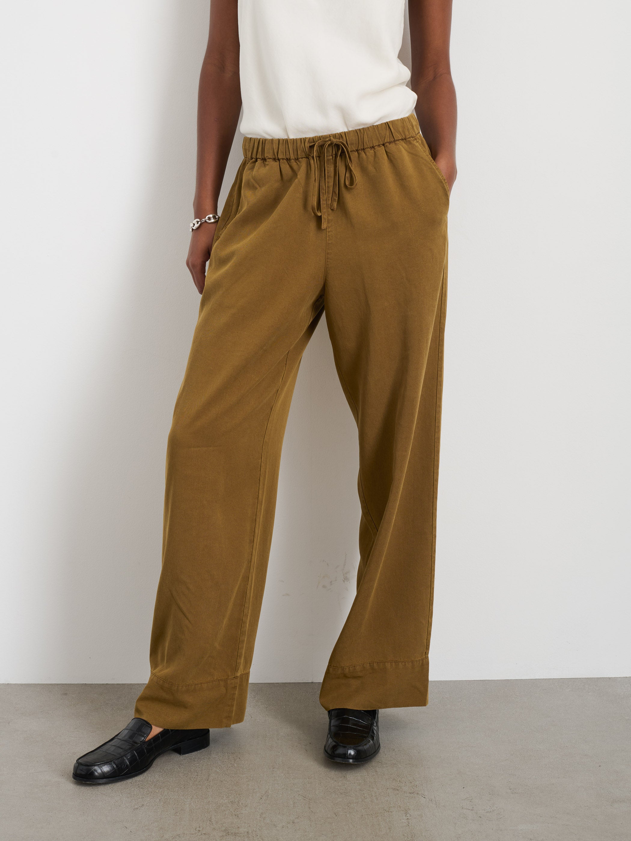 Riley Pant in Drapey Twill