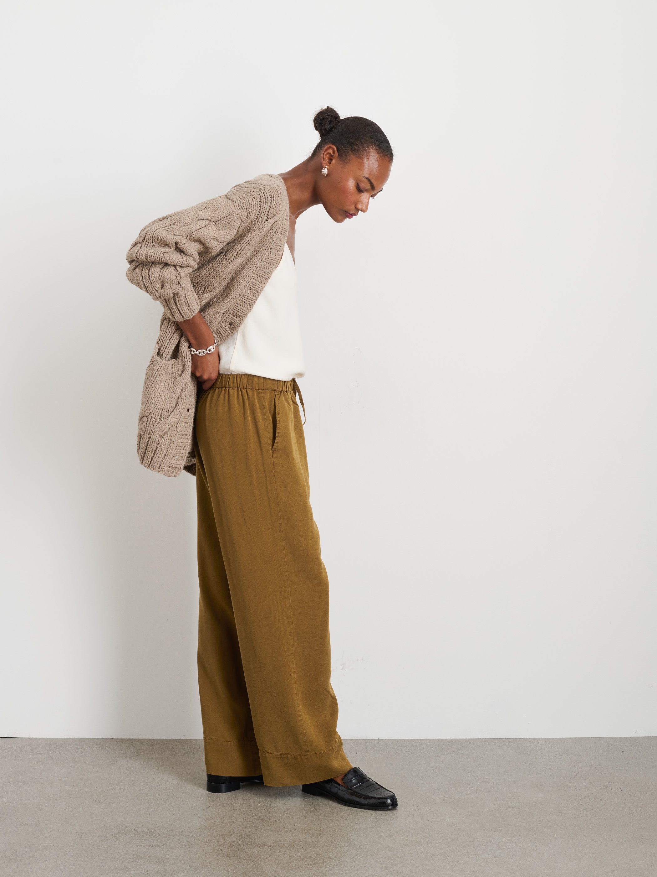 Riley Pant in Drapey Twill