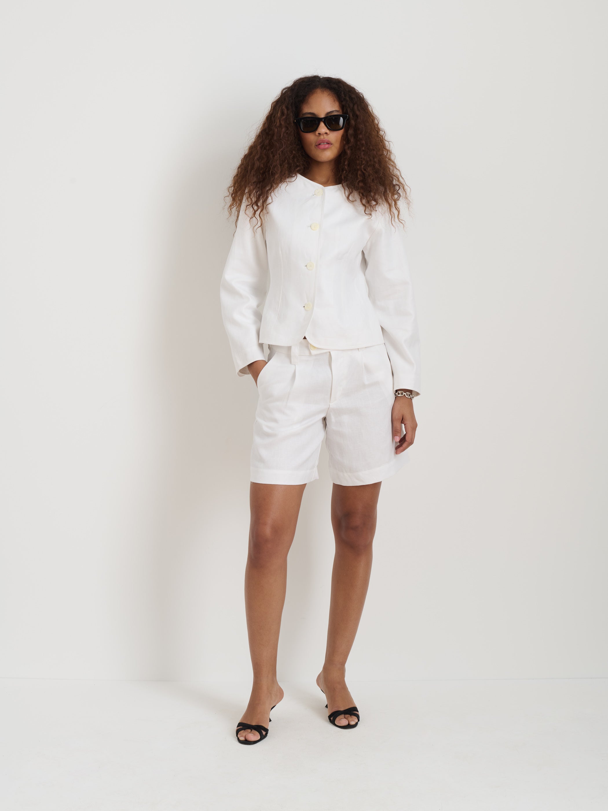 Luna Pleated Short In Linen